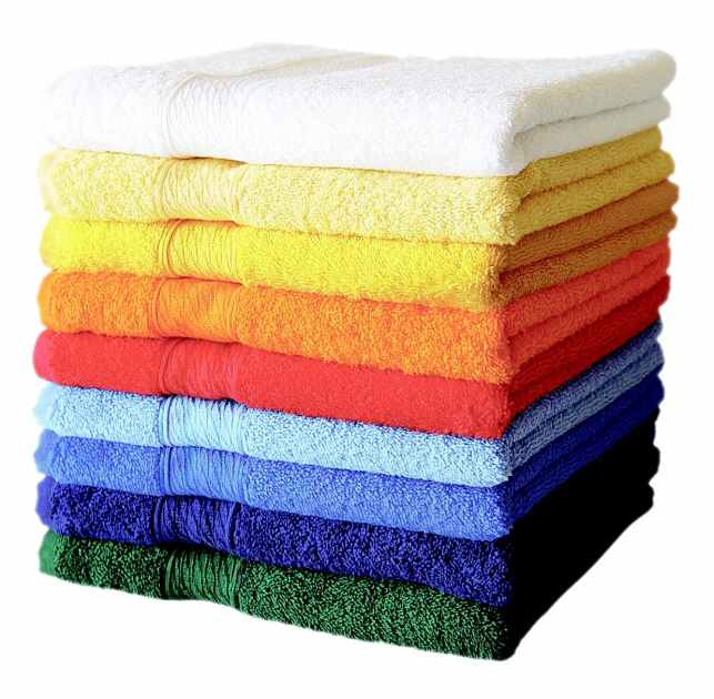 Полотенце относится. Цветные полотенца. Стопка полотенец. Полотенце/разноцветное. Стопка цветных полотенец.